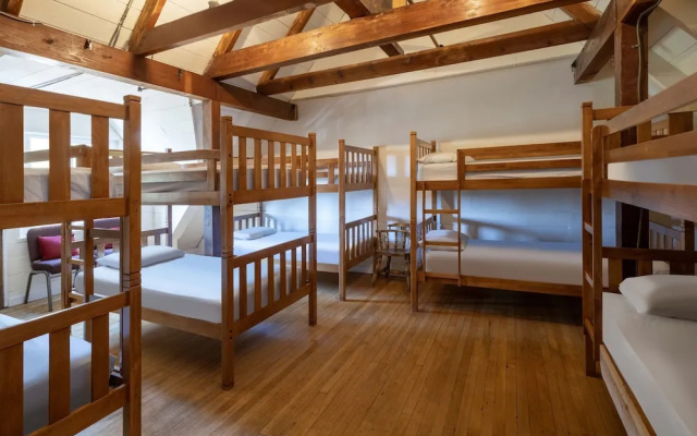 Clair Tappaan Lodge