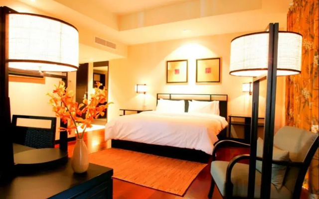 Luxe Residence