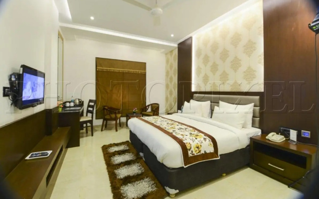 Hotel Palm Galaxy