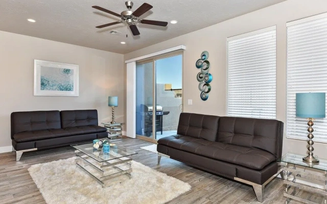 Townhouse at Canyon Tree