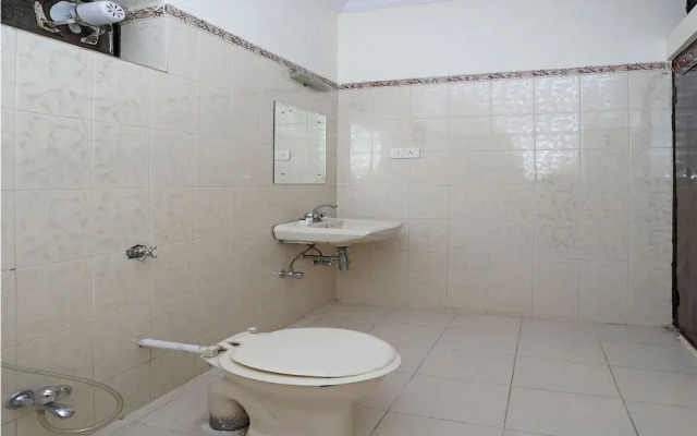OYO 10334 Hotel Goyal INN