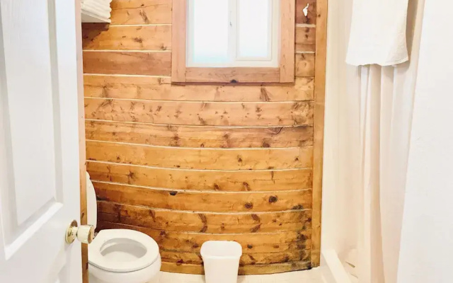 Glacier View Cabins