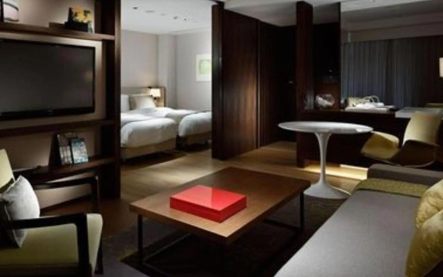 Olive Bay Hotel