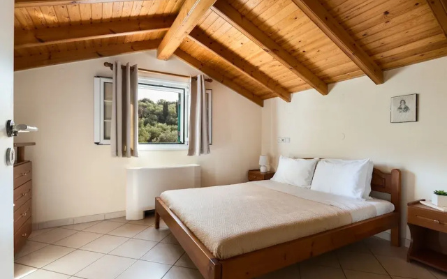Four-Bedroom Villa Alexandros