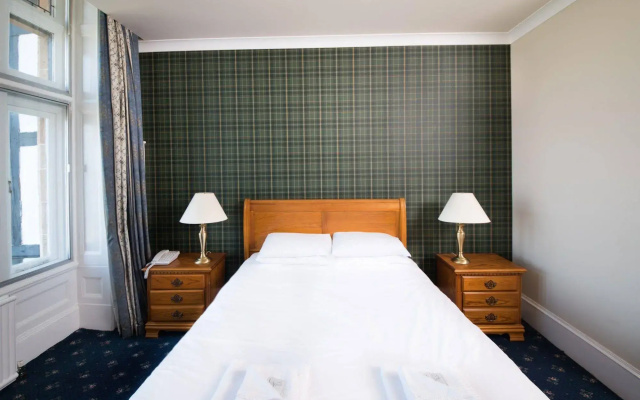 Royal Marine Hotel