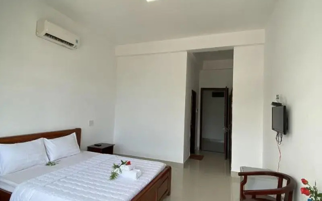 Nha Khach Con Dao