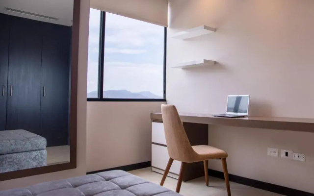Suite 702 Bellini, Puerto Santa Ana, Guayaquil