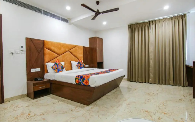 FabHotel Suman Castle