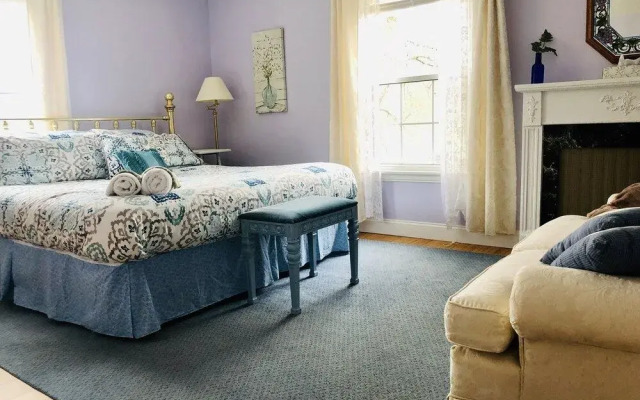 Launchpoint Lodge