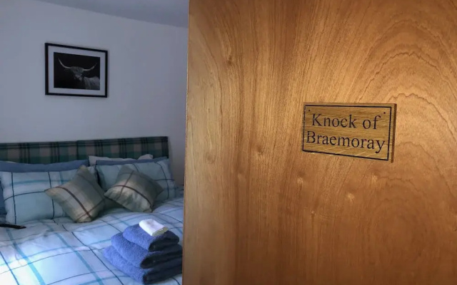 Braemoray, Old School