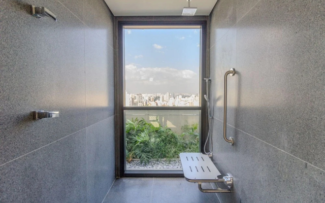 Studio com Varanda a 650m do Metr - Vila Mariana
