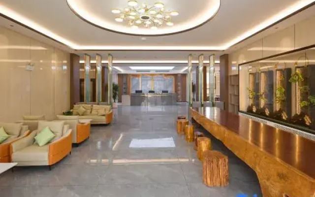 Xintongda Hotel (Huixin City)