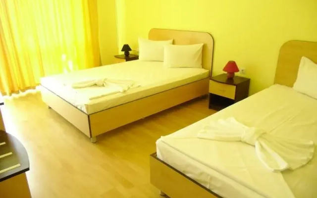 Anelia Family Hotel