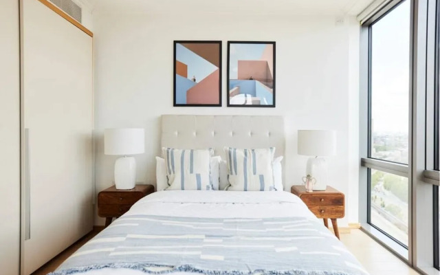 The Canary Wharf Place - Stunning 2bdr Flat