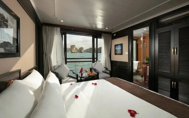 Lily Cruise