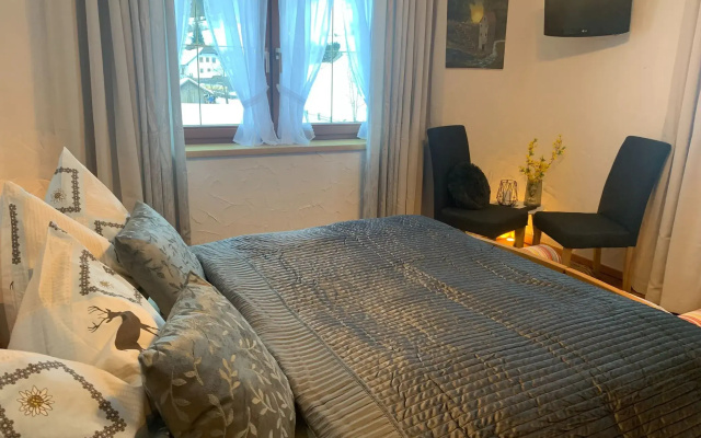 Beautiful holiday home in Vordermuhr with garden