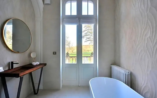 Château De La Bribourdière