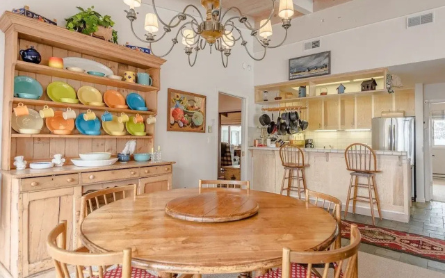 Saddle Road Home 104 by RedAwning
