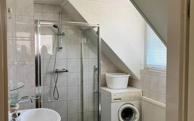 Holiday Home Buitenplaats Berg With 5 Rooms