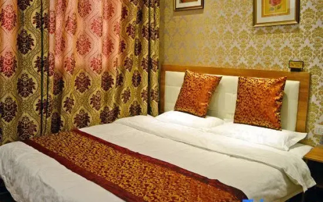 Shijiazhuang Xiangcheng Express Hotel (Beiguo Mall Letai Center)