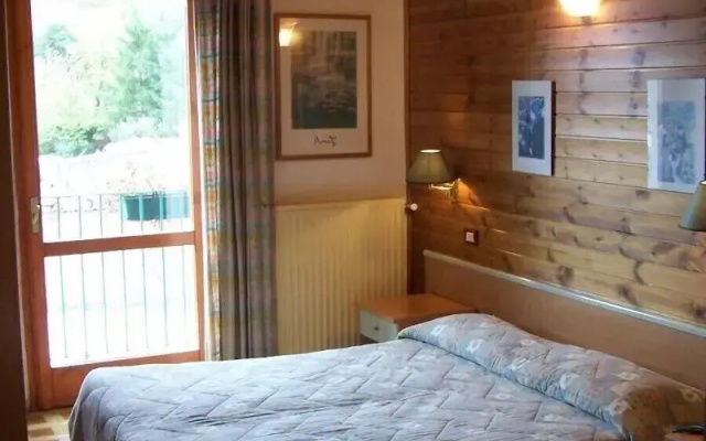 Hotel Ai 4 Camosci