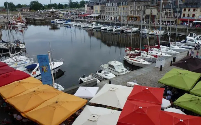 Les Petits bateaux