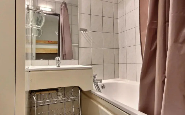 Appartement Bourg-Saint-Maurice, 1 pièce, 2 personnes - FR-1-411-565