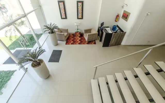 Shopping del Sol Apartment