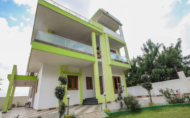 OYO 19456 Hotel Shagun Palace