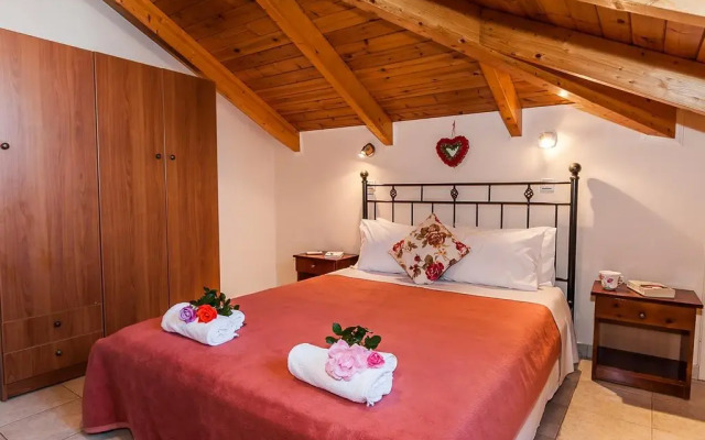 Kavos Psarou Villas