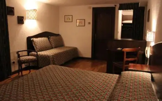 Hotel Stambecco