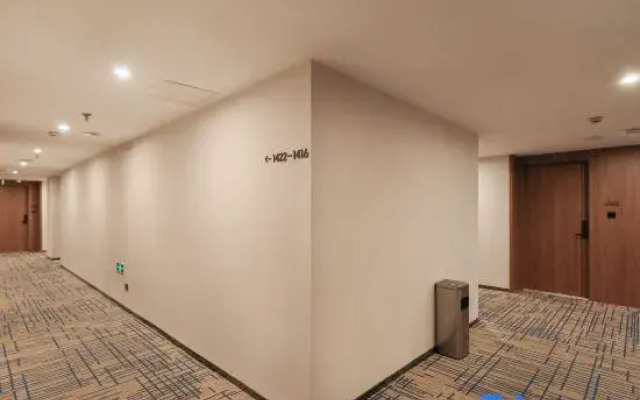 Weiting Hotel (Changzhou on)