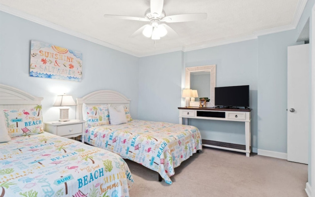 Shoreline Towers 1065 2 Bedroom Condo
