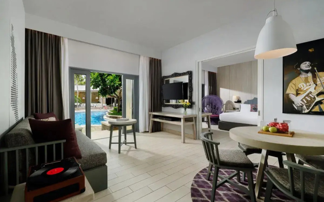 Отель Hard Rock Hotel Bali