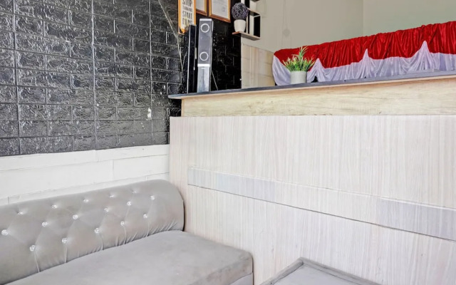 Collection O 92959 Apartement Sentraland Karawang By AT Room