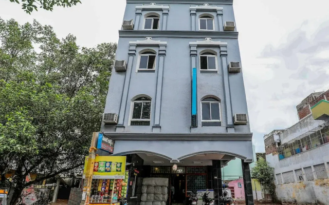 Oyo 12680 Hotel Sitara Grand