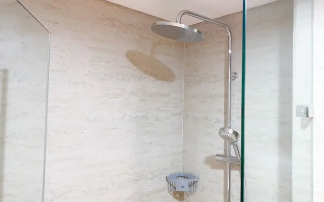 Wonderful And Homey 2Br At Gold Coast Apartment