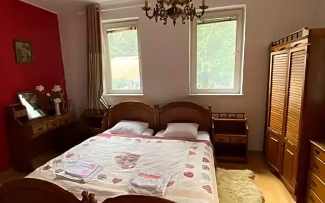 B&B Chardas