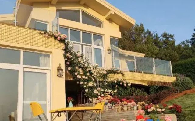 Lakeside Kafka Golf Holiday Villa