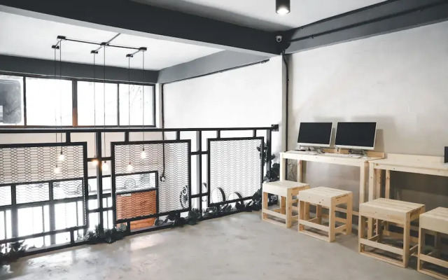 The Cube Hostel Khaosan