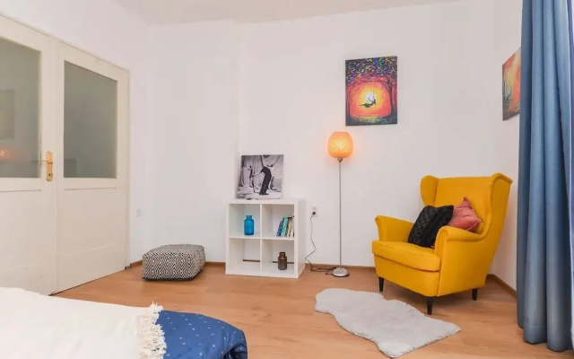 PopArt-O Music Love 1-BDR Apartment in the Centre