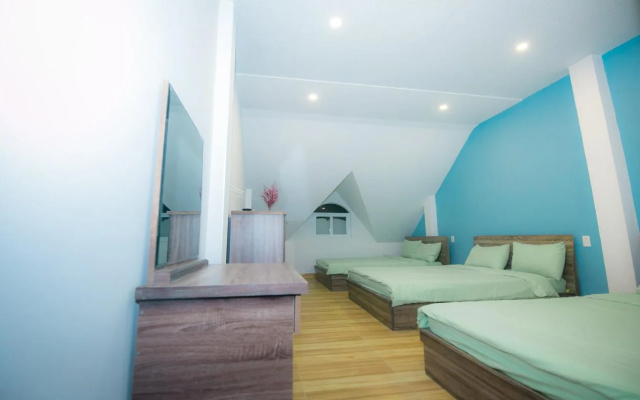 Trang Bong Hotel