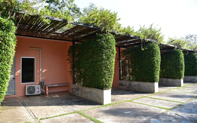 Mittraphap Resort