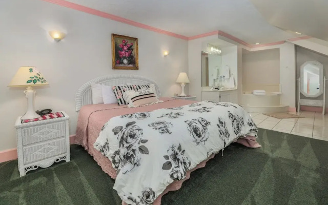 Old Rock Church Bed and Breakfast