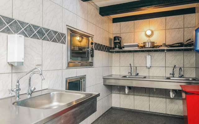 5 Person Holiday Park Home in Ronde
