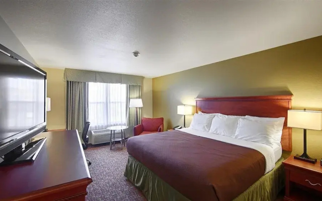 Quality Inn & Suites Dickinson