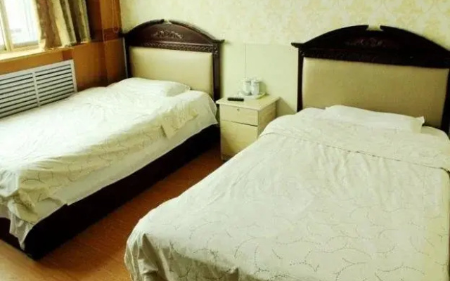 Juxian Business Hotel