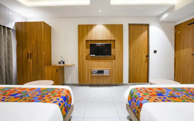 Fabhotel Ms Residency