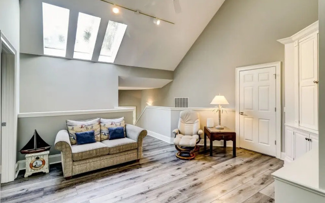 37 Moorings Villa