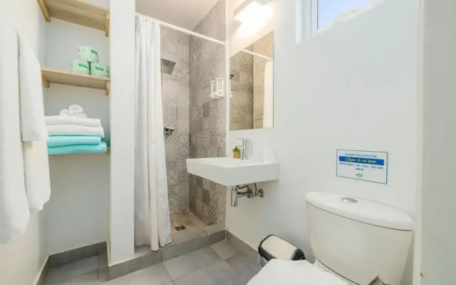Turibana Plaza Suite 7